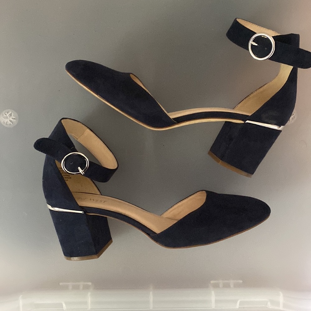 Nine West 💌Free Shipping Suede Blue Closed Toe Block Heel Women's Size 8.5